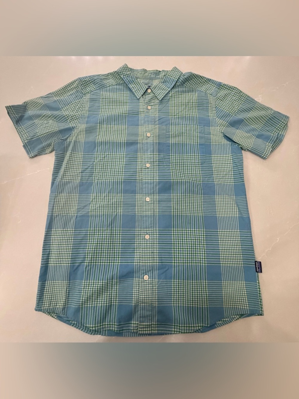 Patagonia Green & Blue Plaid Short-Sleeve Button-Down Shirt